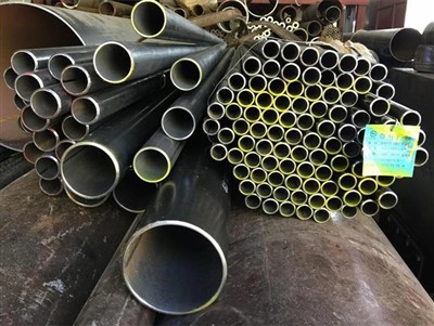 Hogyan kell kiszámítani az ASTM A252 acélcső cölöpök végcsapágy-ellenállását?